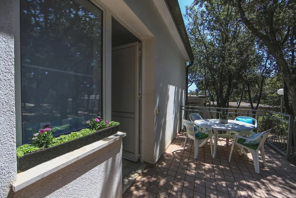 Verudela Villas Pula 3*,  Kroatien